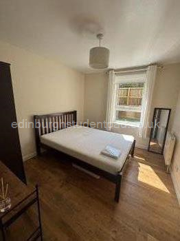 Double bedroom 2
